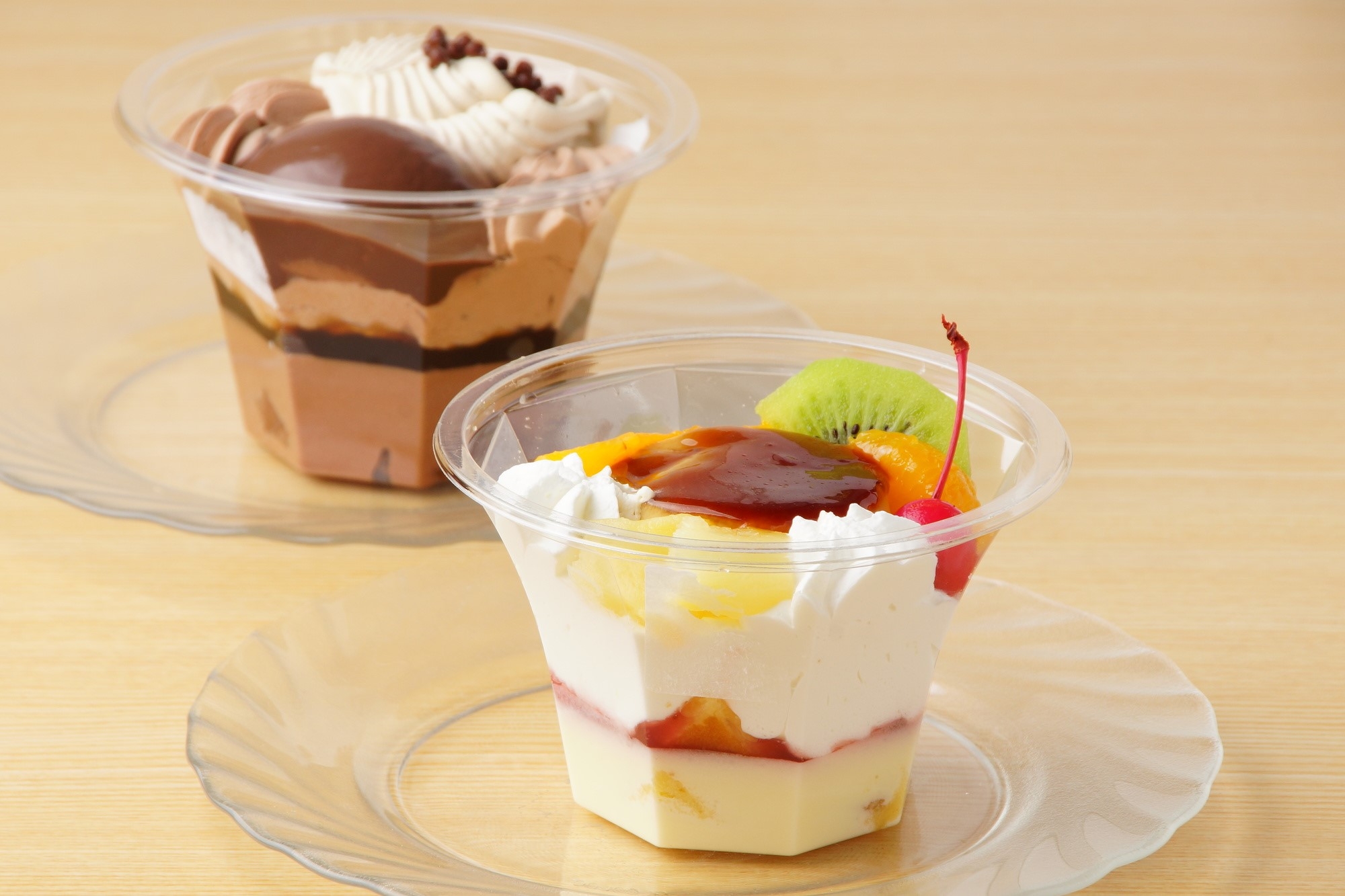 Convenience store chocolate-base and pudding-base sweets