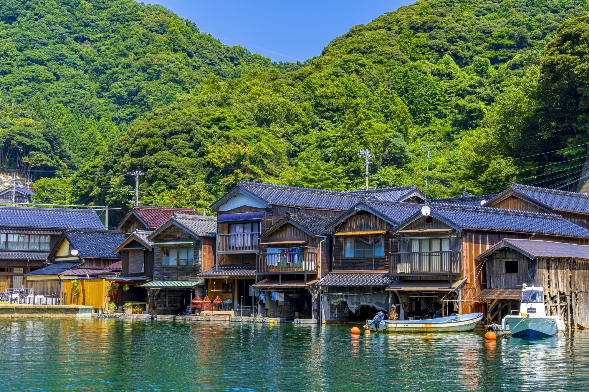 Houses built near the sea